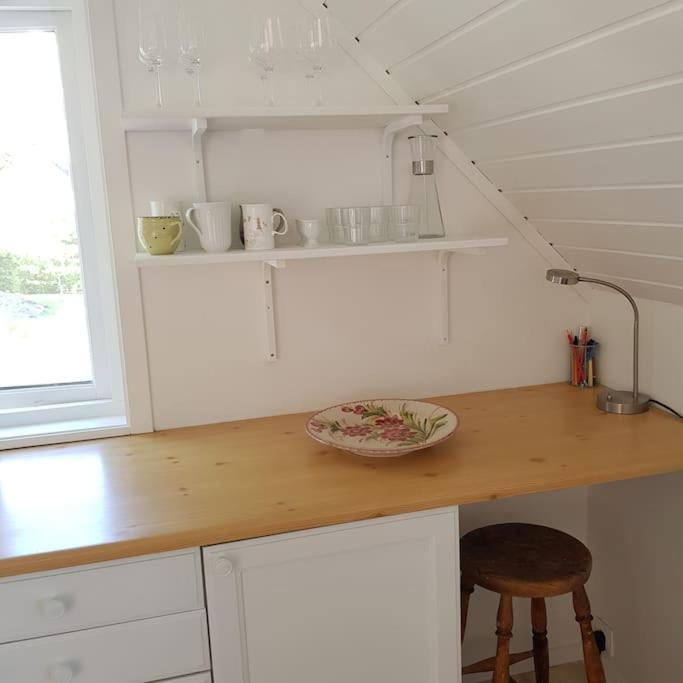 Apartamento Lys Og Lettstelt Leilighet Med Utsikt Over Byen Sandefjord Exterior foto